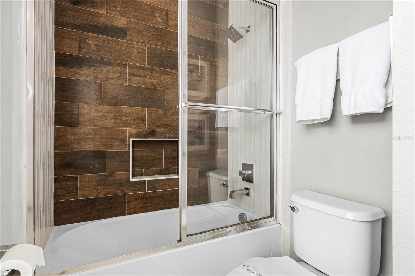 2610 SUNRISE SHORES DR, KISSIMMEE, FL, 34747