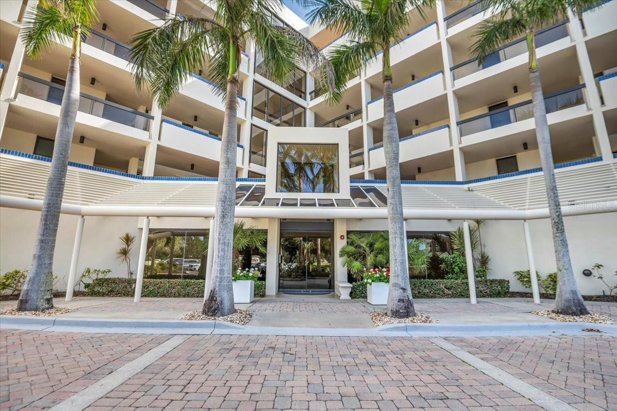 2016 HARBOURSIDE DR #332, LONGBOAT KEY, FL, 34228