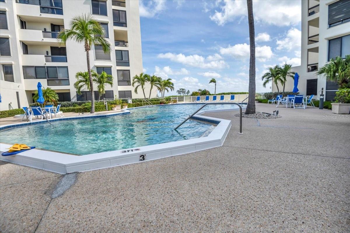 2016 HARBOURSIDE DR #332, LONGBOAT KEY, FL, 34228