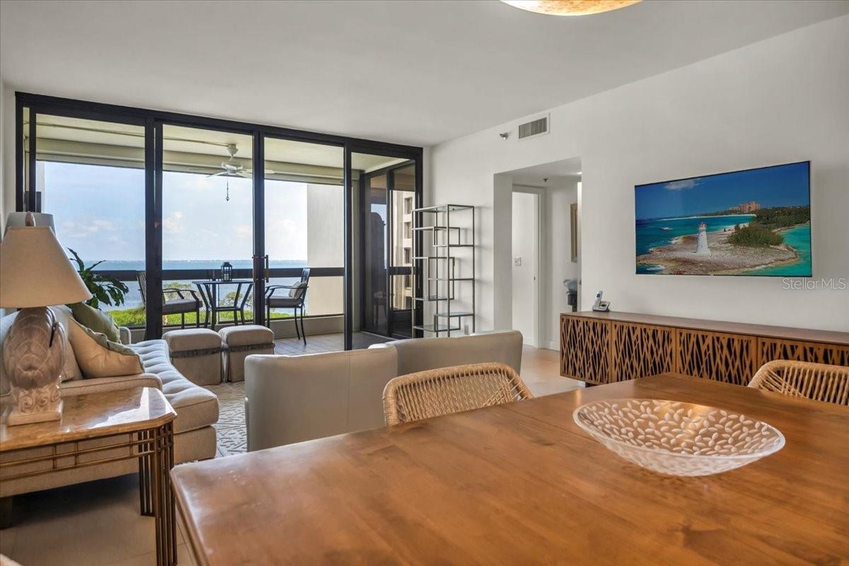 2016 HARBOURSIDE DR #332, LONGBOAT KEY, FL, 34228