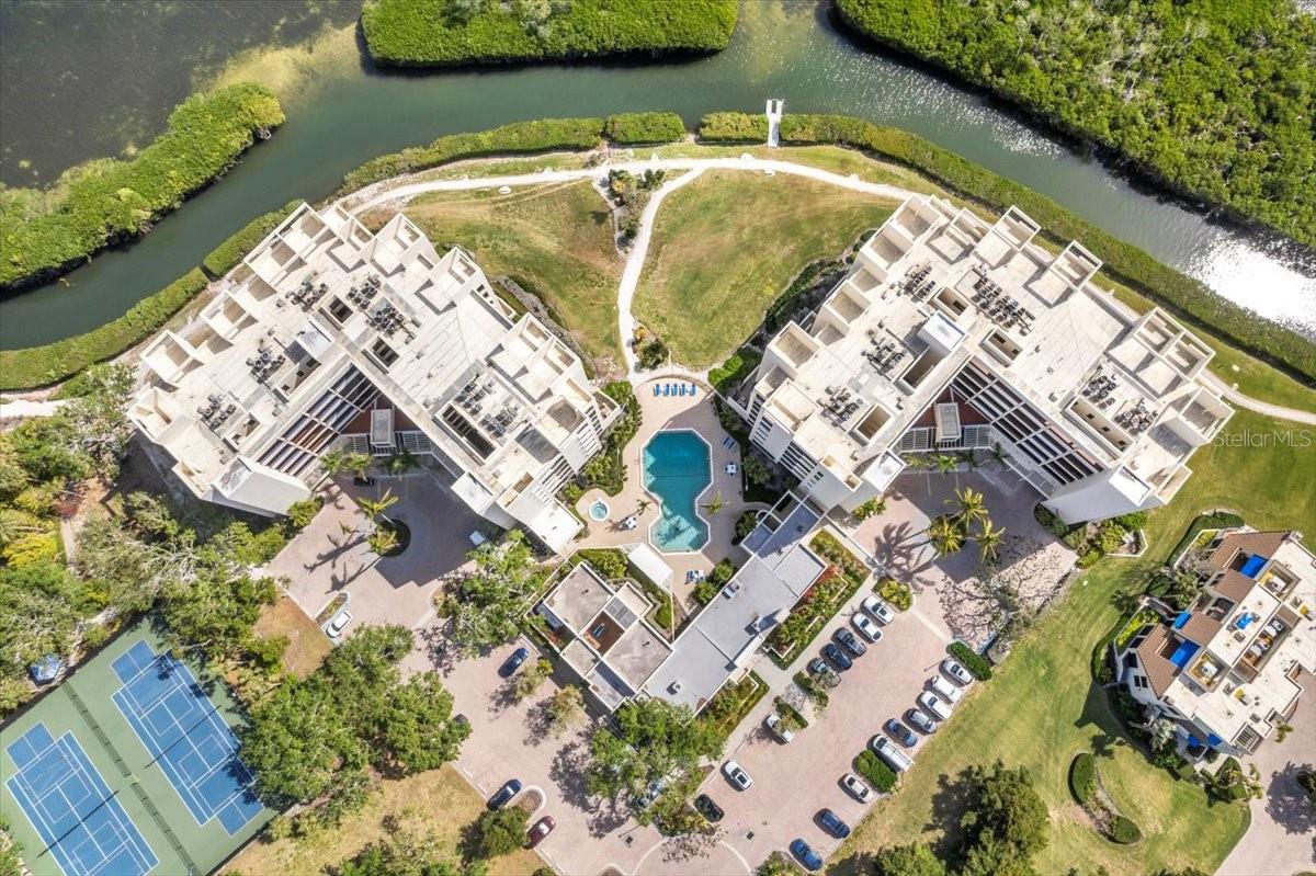 2016 HARBOURSIDE DR #332, LONGBOAT KEY, FL, 34228