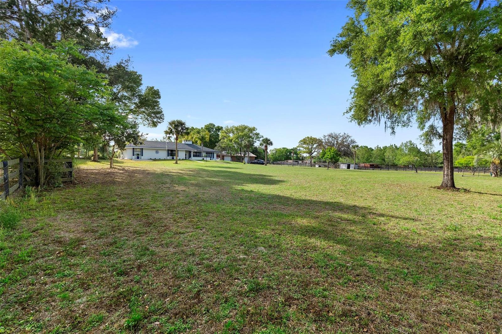 1560 S PEARL ST, DELAND, FL, 32720