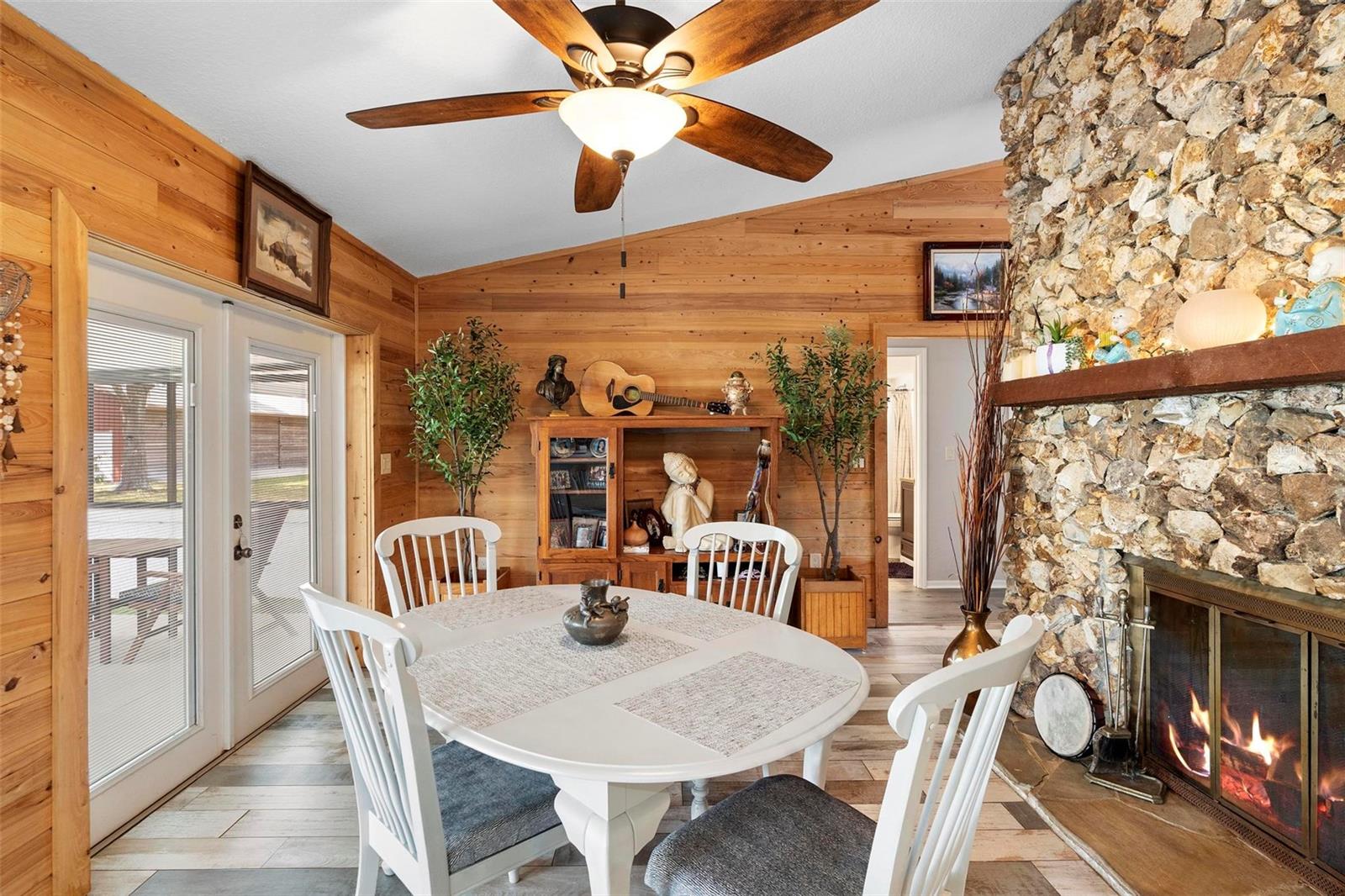 1560 S PEARL ST, DELAND, FL, 32720