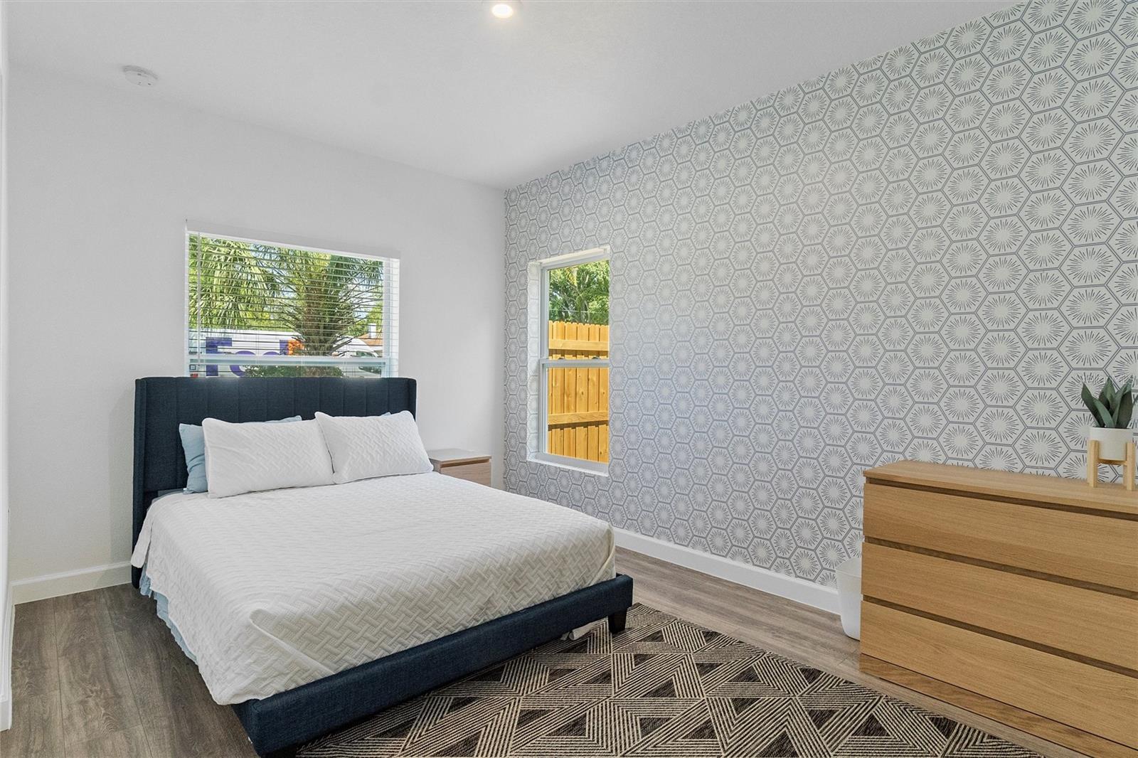 1432 19TH ST S, ST PETERSBURG, FL, 33712