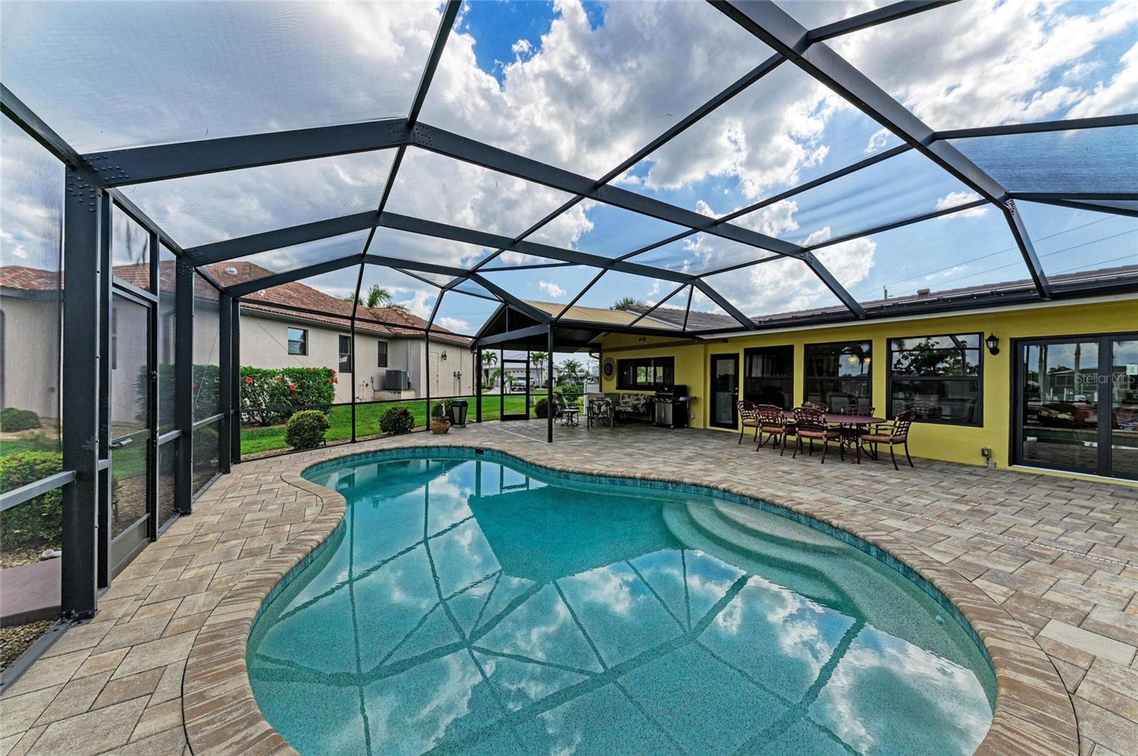 200 CAPRI ISLES CT, PUNTA GORDA, FL, 33950
