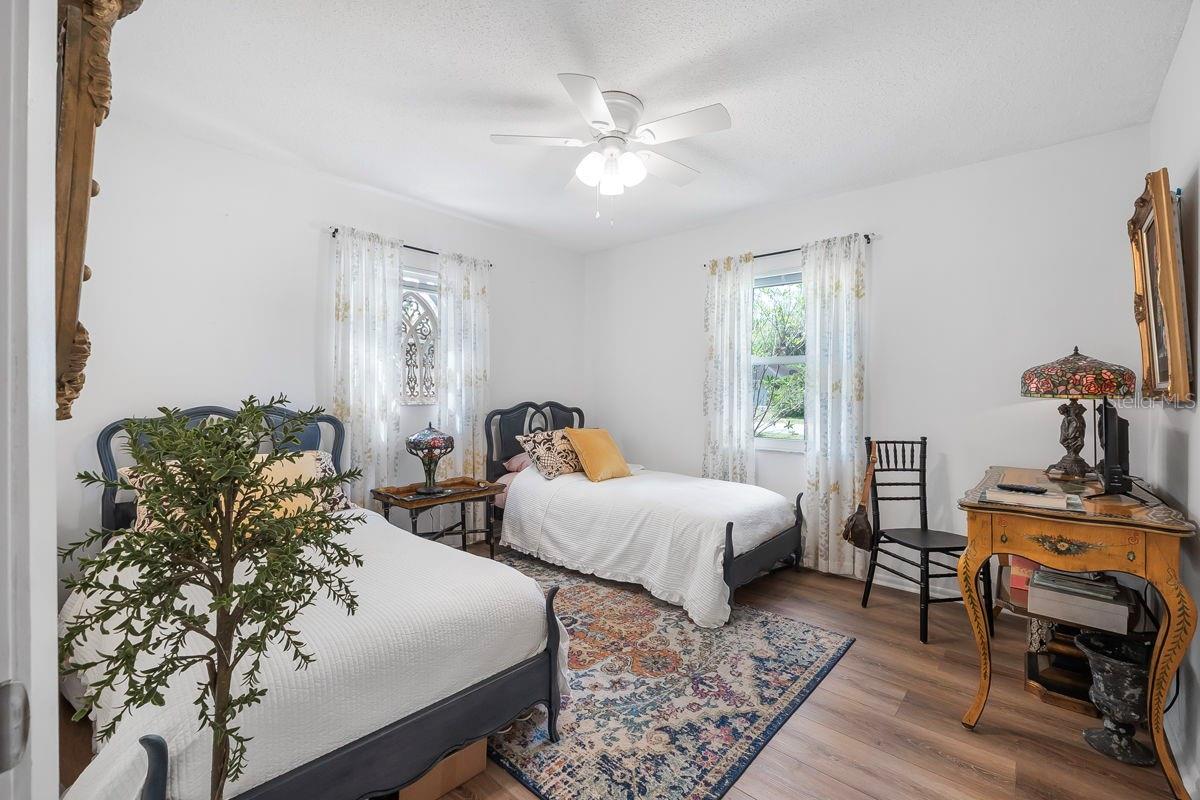 1617 ORANGE TREE DR, EDGEWATER, FL, 32132