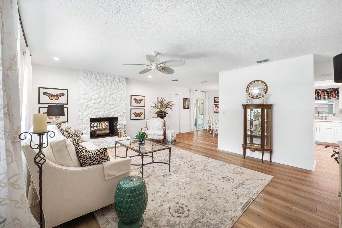 1617 ORANGE TREE DR, EDGEWATER, FL, 32132