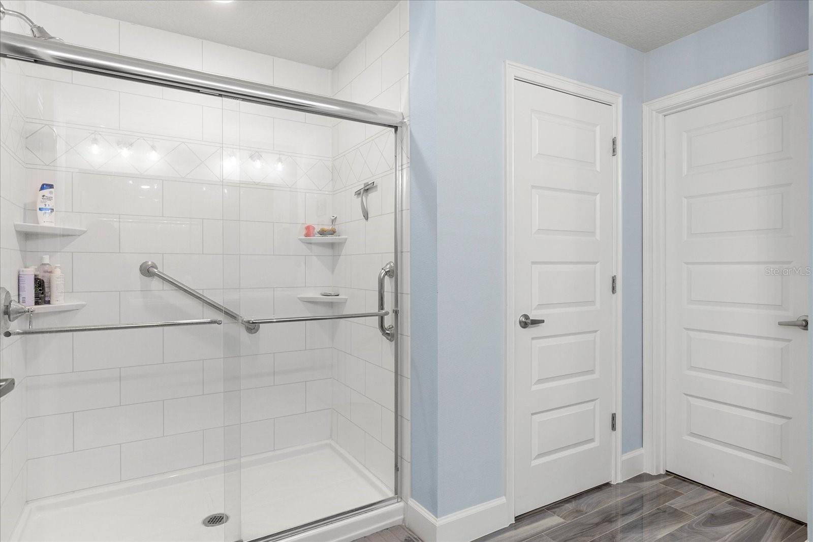 814 OLIVE AVE, FRUITLAND PARK, FL, 34731