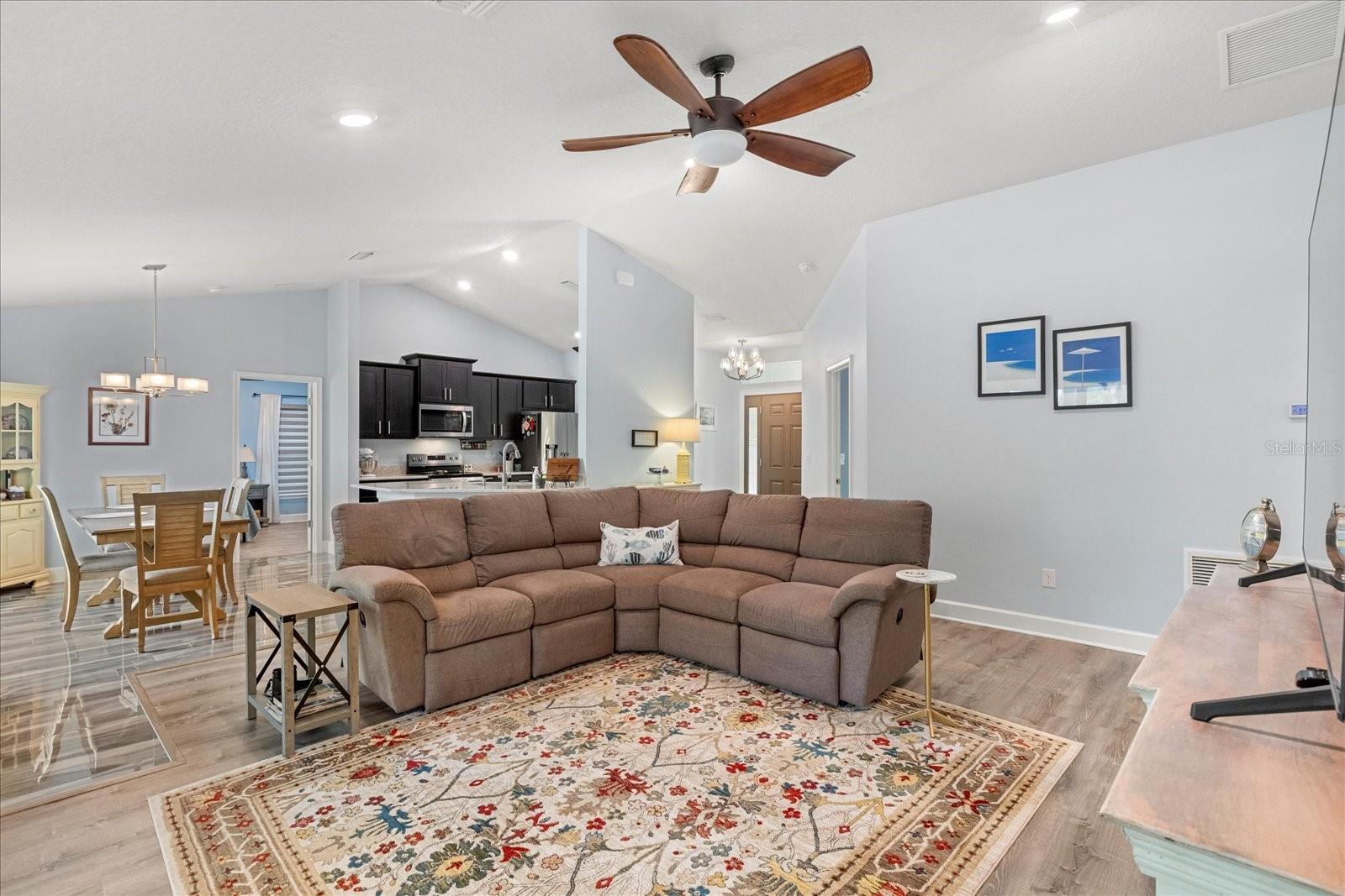 814 OLIVE AVE, FRUITLAND PARK, FL, 34731