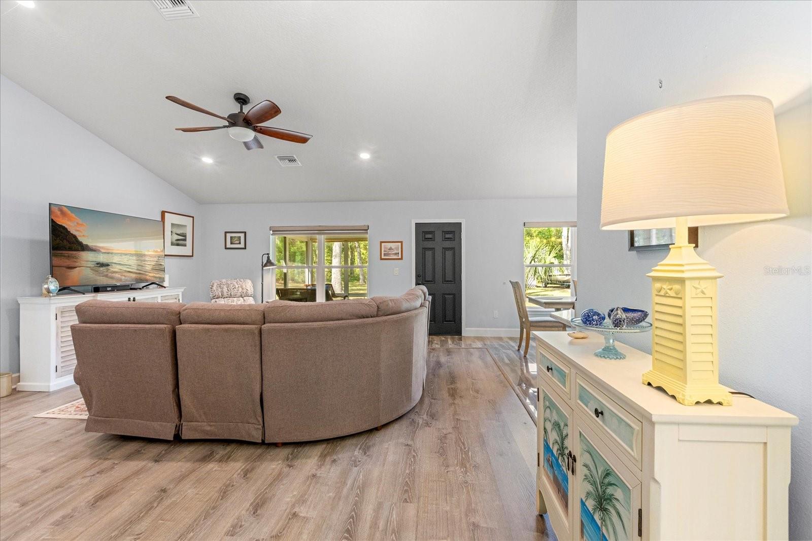 814 OLIVE AVE, FRUITLAND PARK, FL, 34731