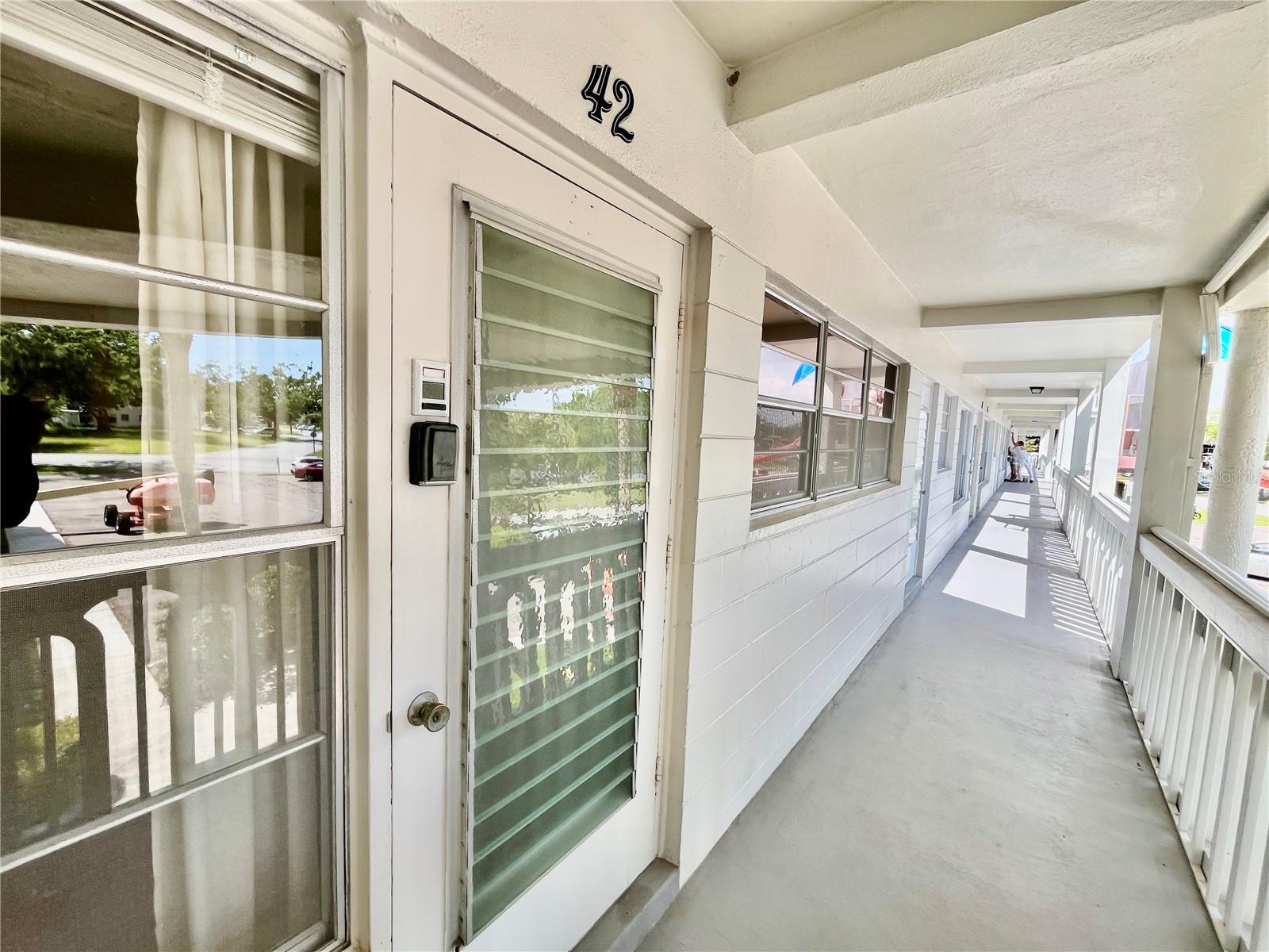 2020 WORLD PARKWAY BLVD #42, CLEARWATER, FL, 33763