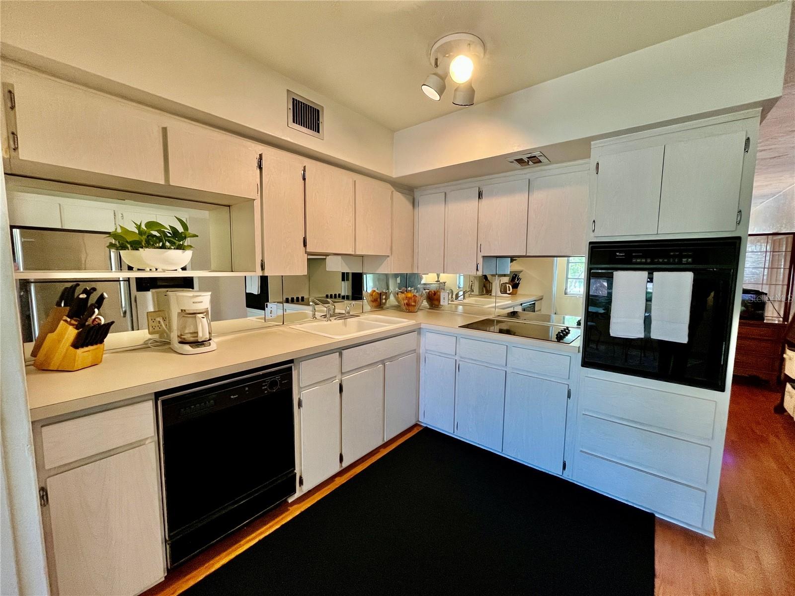 2020 WORLD PARKWAY BLVD #42, CLEARWATER, FL, 33763