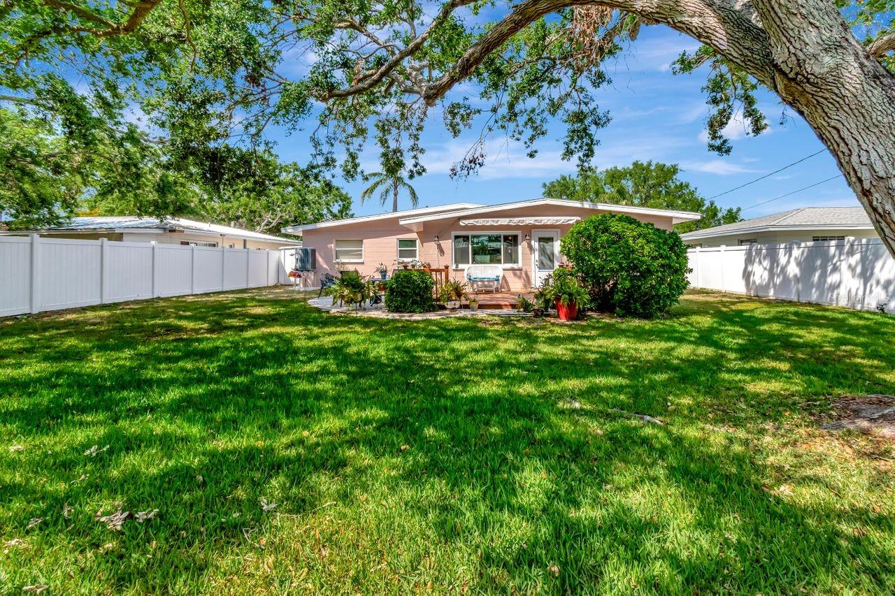 940 43RD AVE NE, ST PETERSBURG, FL, 33703