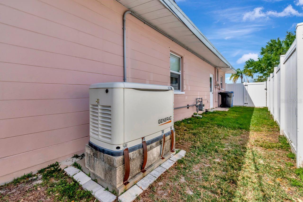 940 43RD AVE NE, ST PETERSBURG, FL, 33703