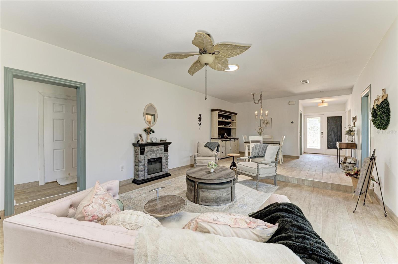 10003 SANDPIPER RD E, BRADENTON, FL, 34209