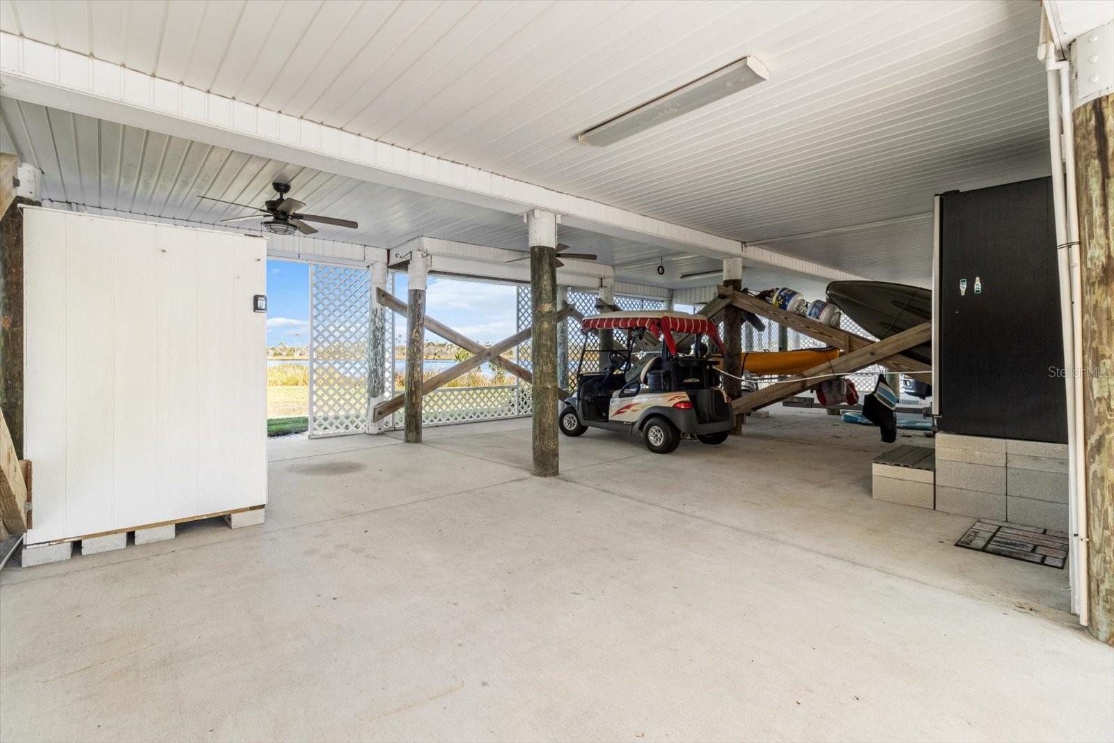 2871 N RIVERS EDGE BLVD, CRYSTAL RIVER, FL, 34429