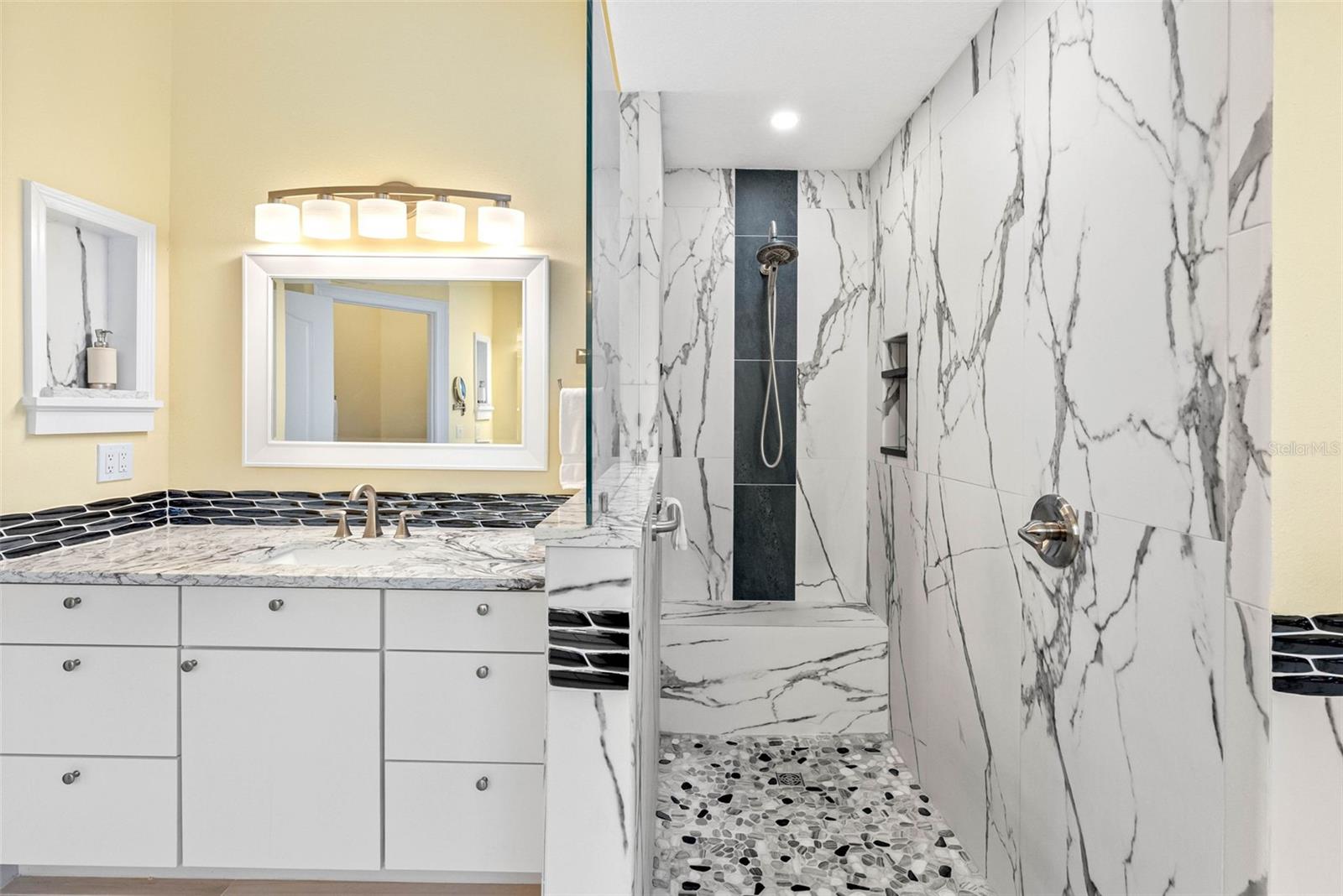 9897 SAGO POINT DR, SEMINOLE, FL, 33777