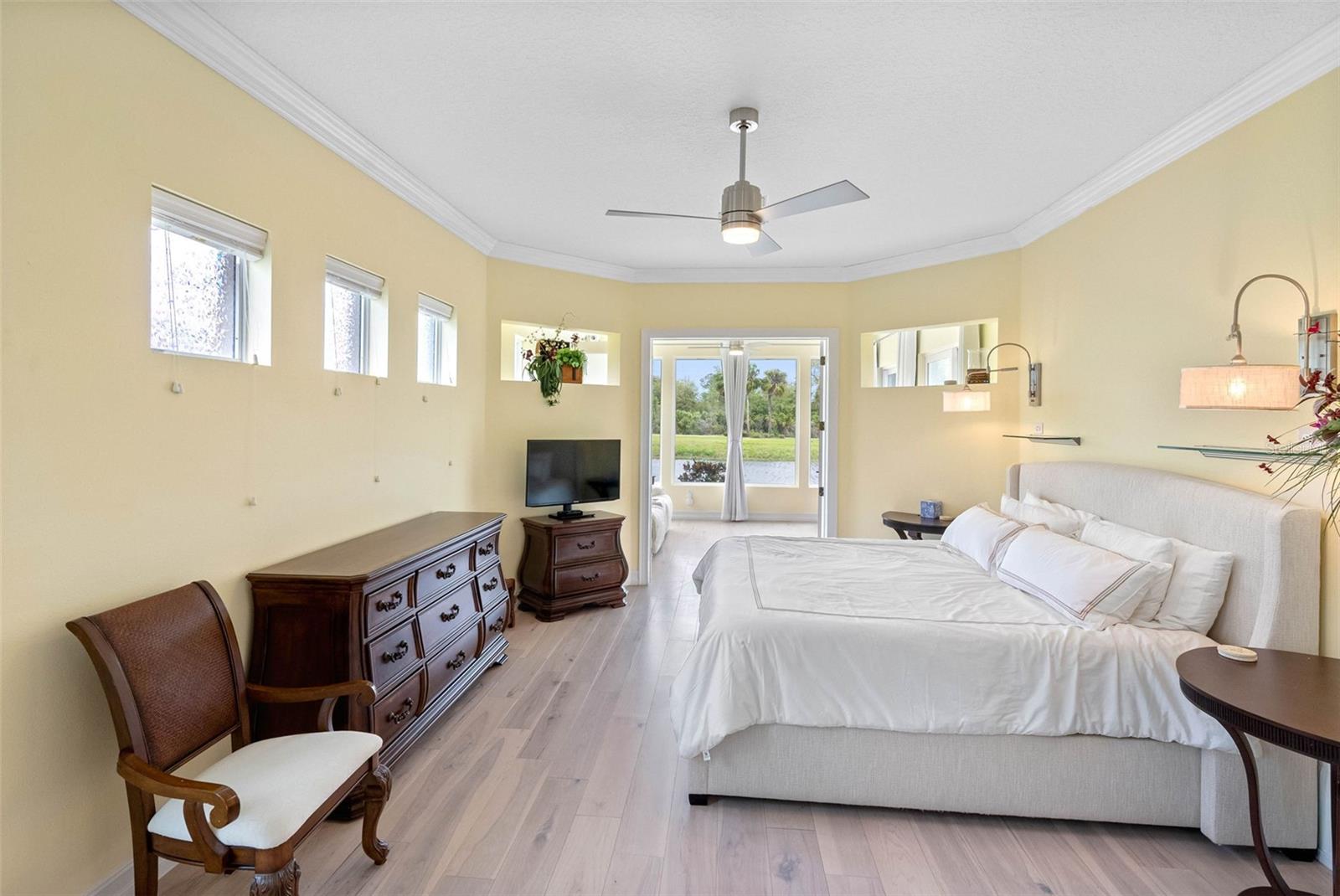 9897 SAGO POINT DR, SEMINOLE, FL, 33777