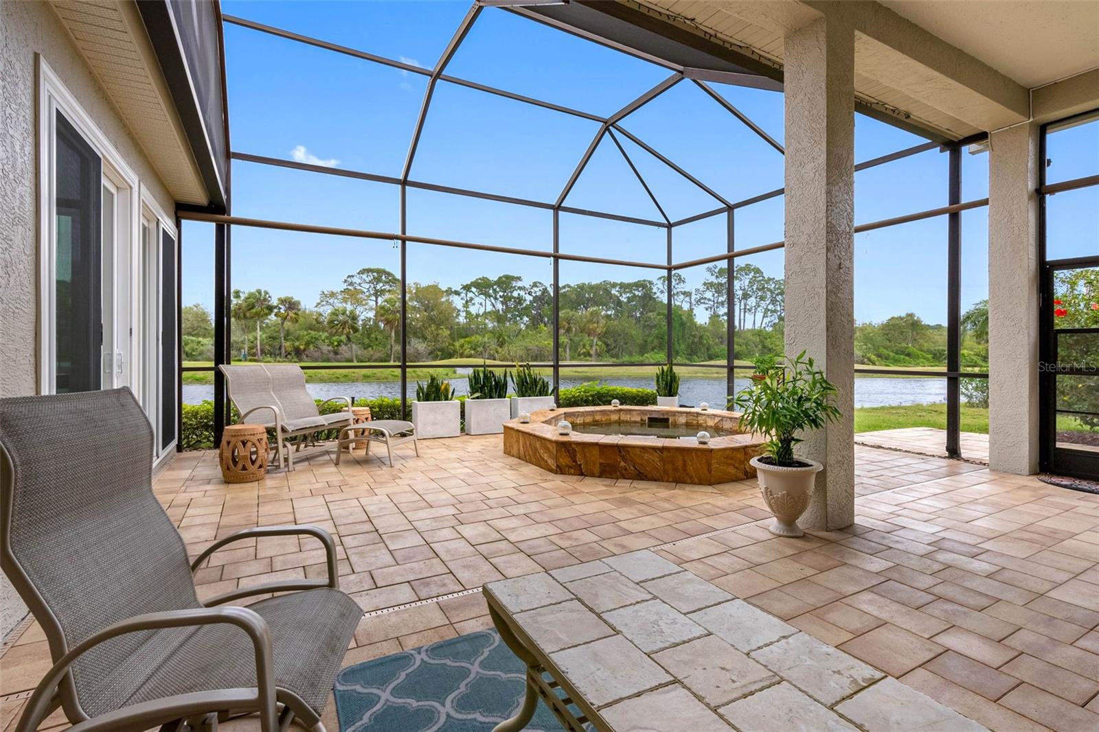 9897 SAGO POINT DR, SEMINOLE, FL, 33777