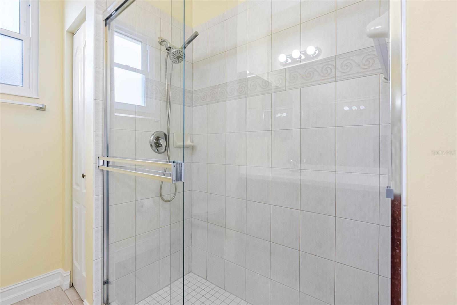 9897 SAGO POINT DR, SEMINOLE, FL, 33777