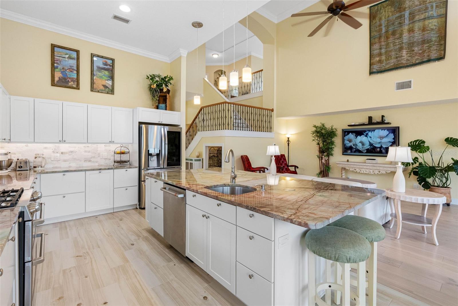 9897 SAGO POINT DR, SEMINOLE, FL, 33777