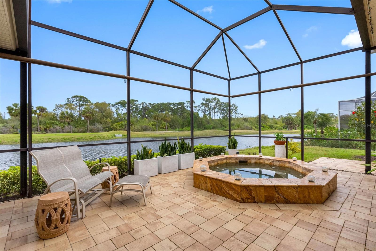 9897 SAGO POINT DR, SEMINOLE, FL, 33777