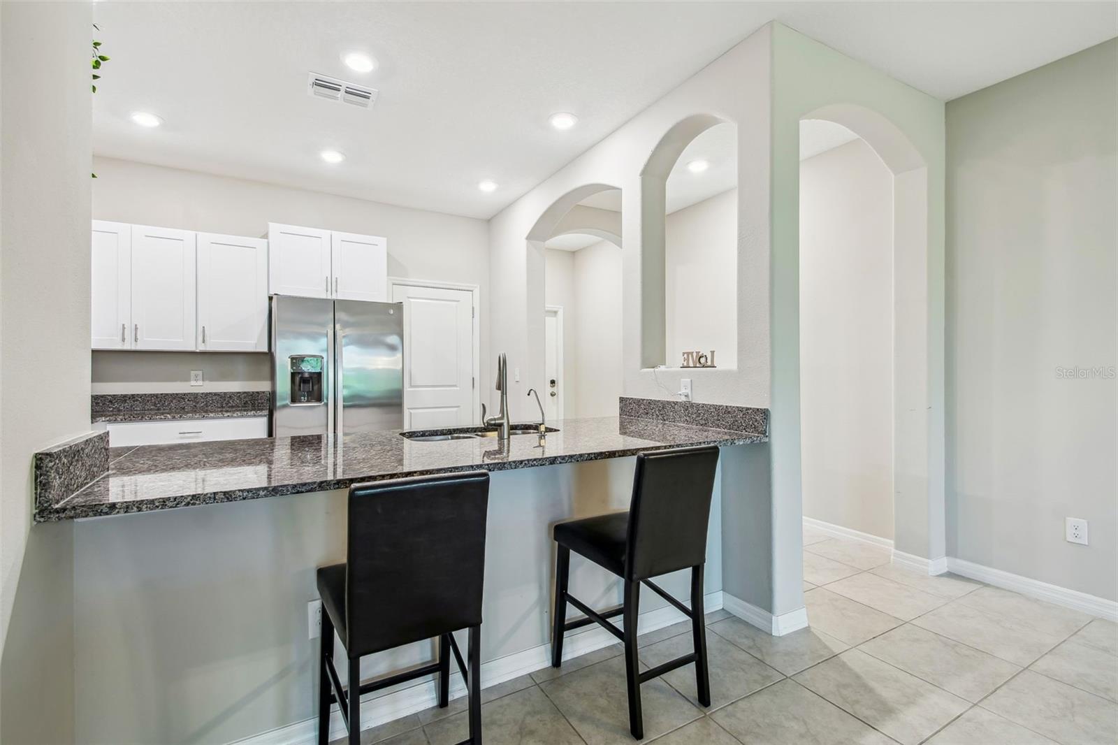 633 ROYAL EMPRESS DR, RUSKIN, FL, 33570