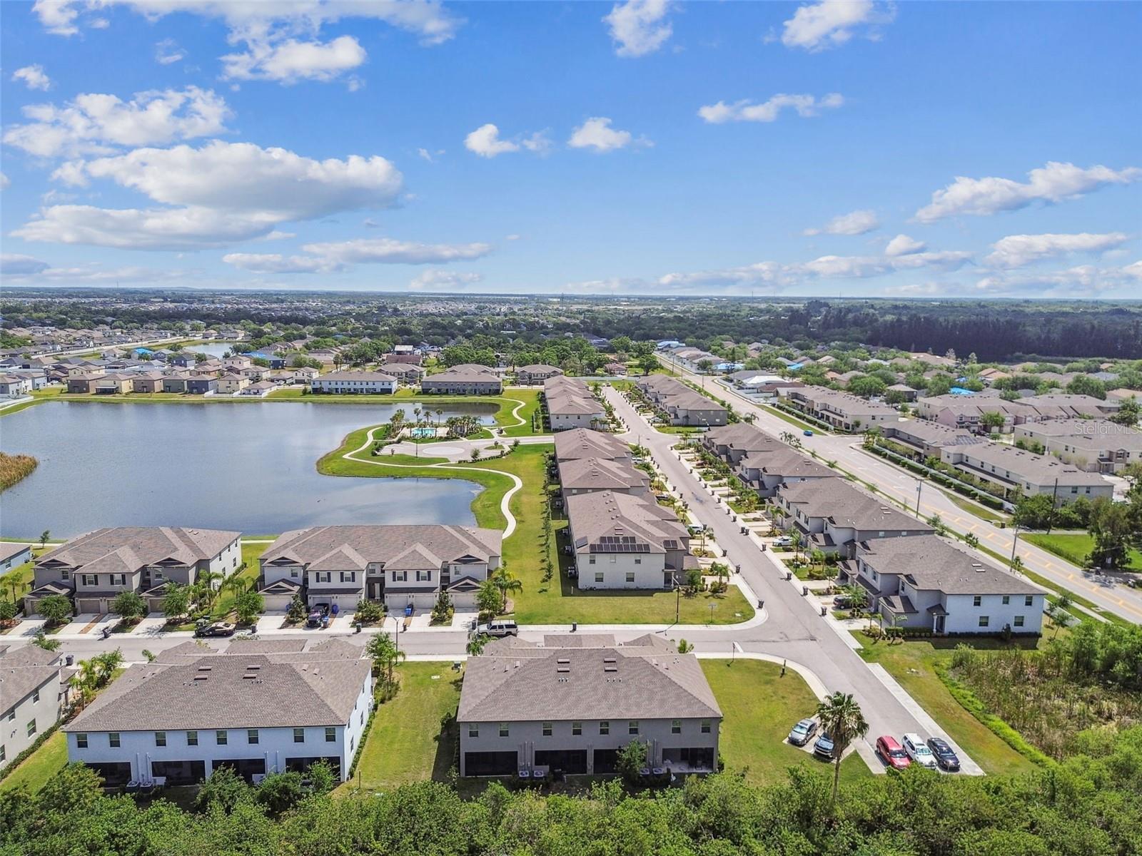 633 ROYAL EMPRESS DR, RUSKIN, FL, 33570