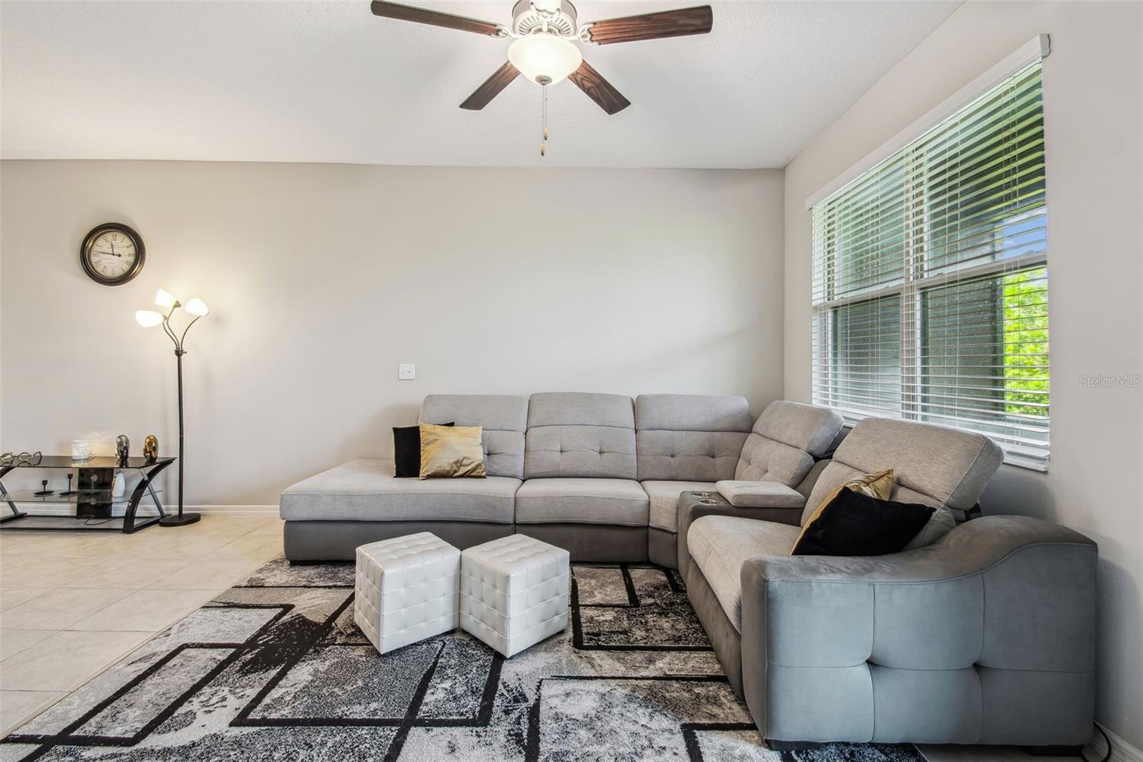 633 ROYAL EMPRESS DR, RUSKIN, FL, 33570