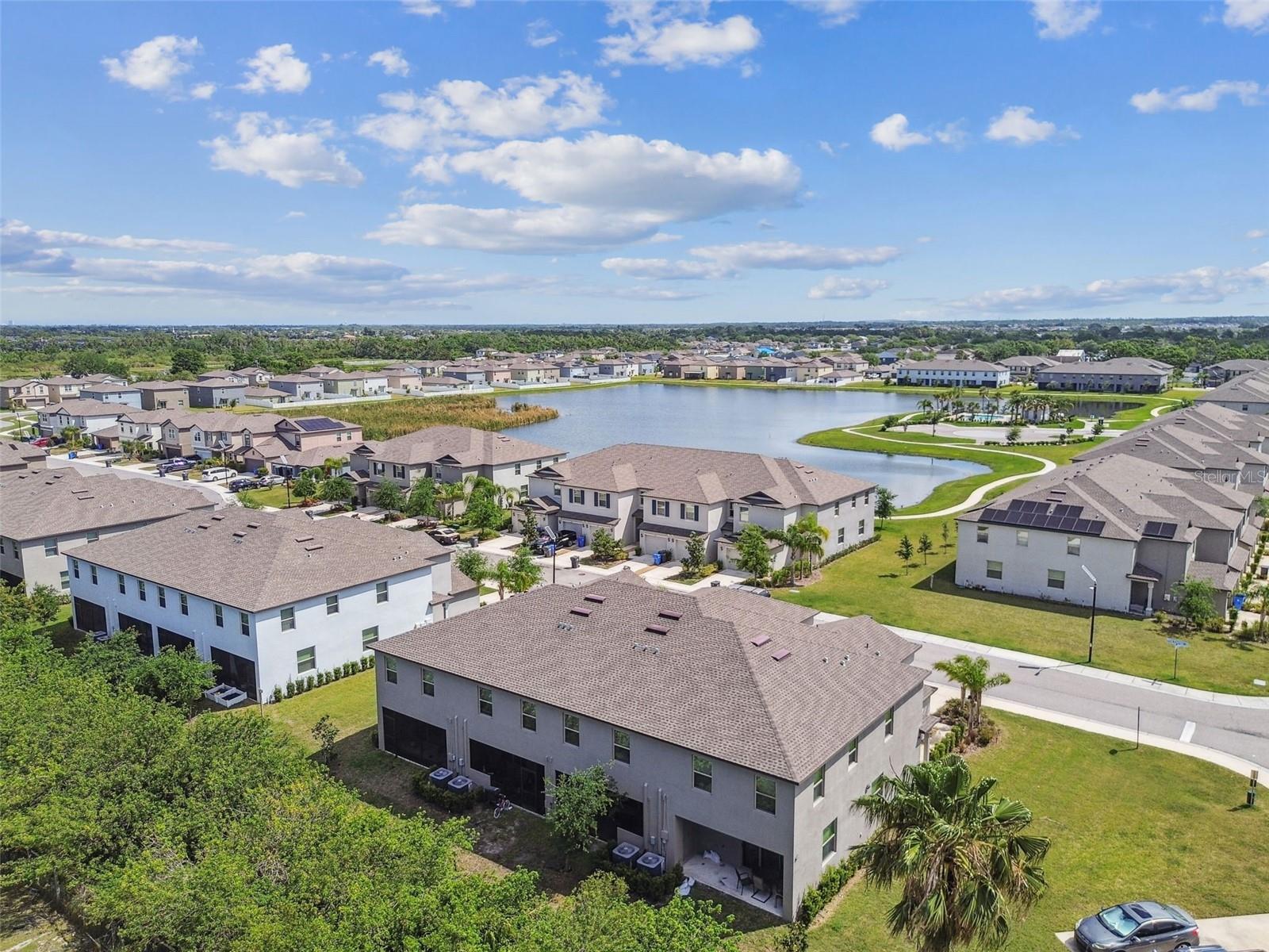 633 ROYAL EMPRESS DR, RUSKIN, FL, 33570