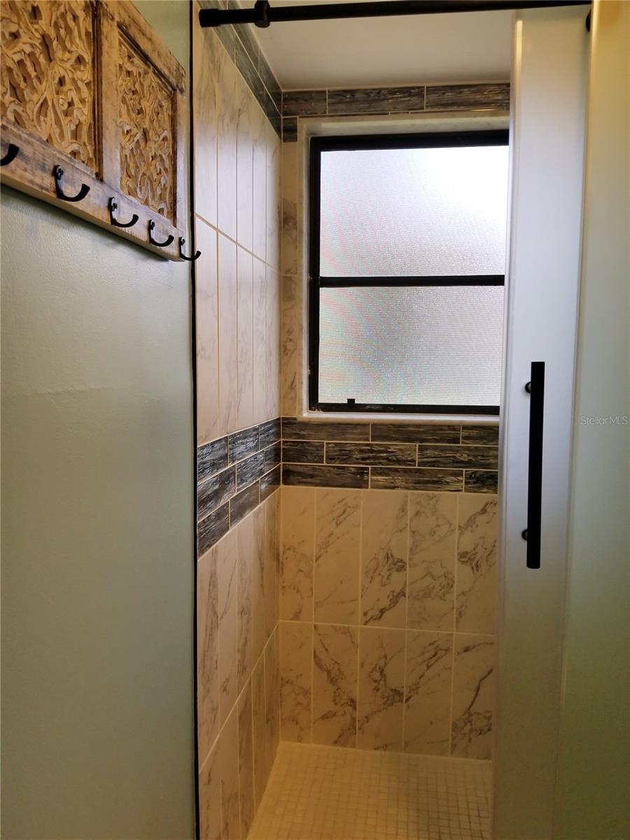 5630 GOLF POINTE DR #108, SARASOTA, FL, 34243