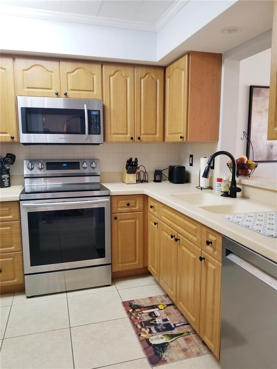 5630 GOLF POINTE DR #108, SARASOTA, FL, 34243