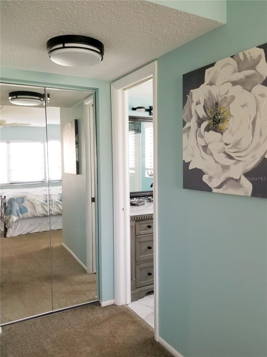 5630 GOLF POINTE DR #108, SARASOTA, FL, 34243