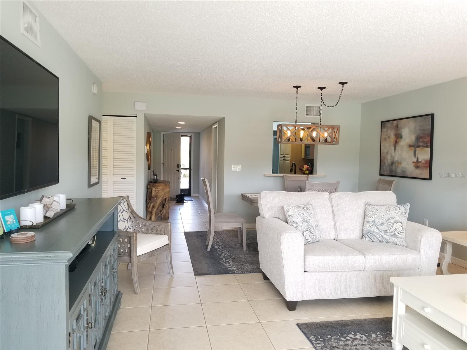 5630 GOLF POINTE DR #108, SARASOTA, FL, 34243