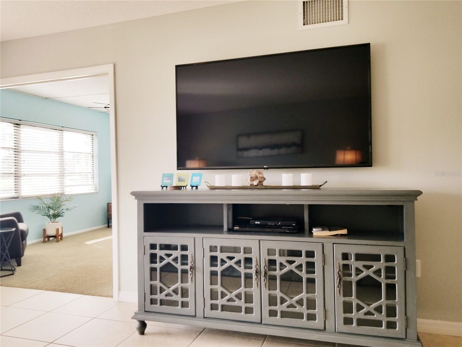 5630 GOLF POINTE DR #108, SARASOTA, FL, 34243