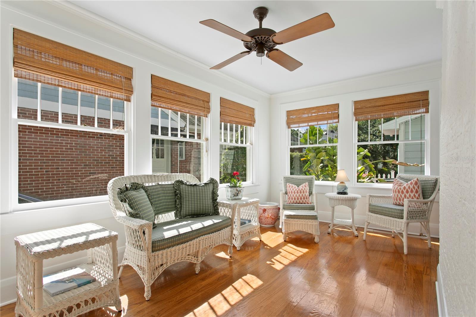 2512 W SUNSET DR, TAMPA, FL, 33629