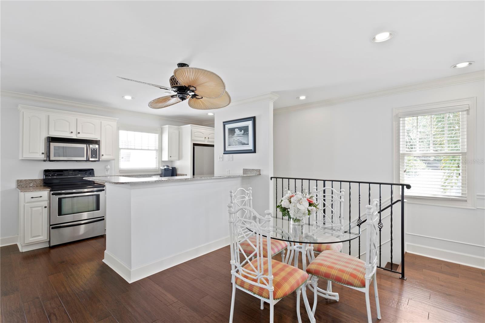 2512 W SUNSET DR, TAMPA, FL, 33629