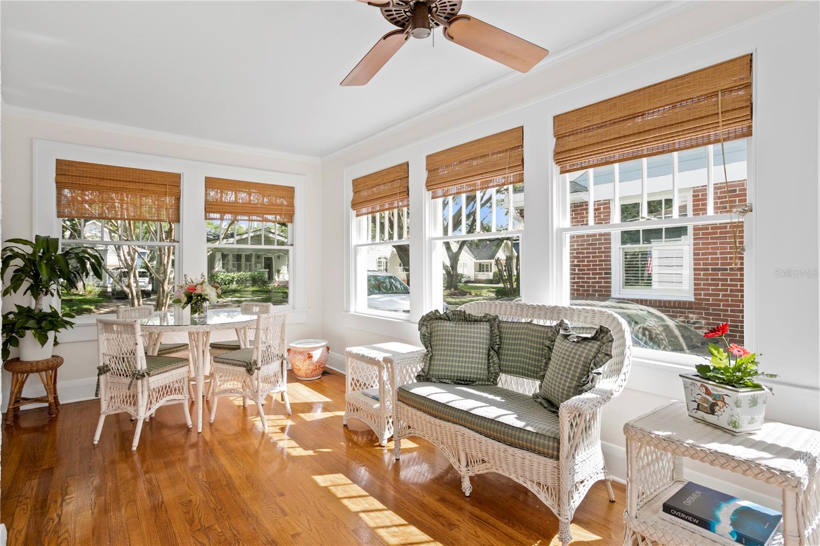 2512 W SUNSET DR, TAMPA, FL, 33629