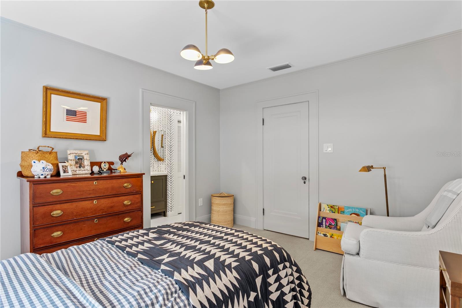 2512 W SUNSET DR, TAMPA, FL, 33629