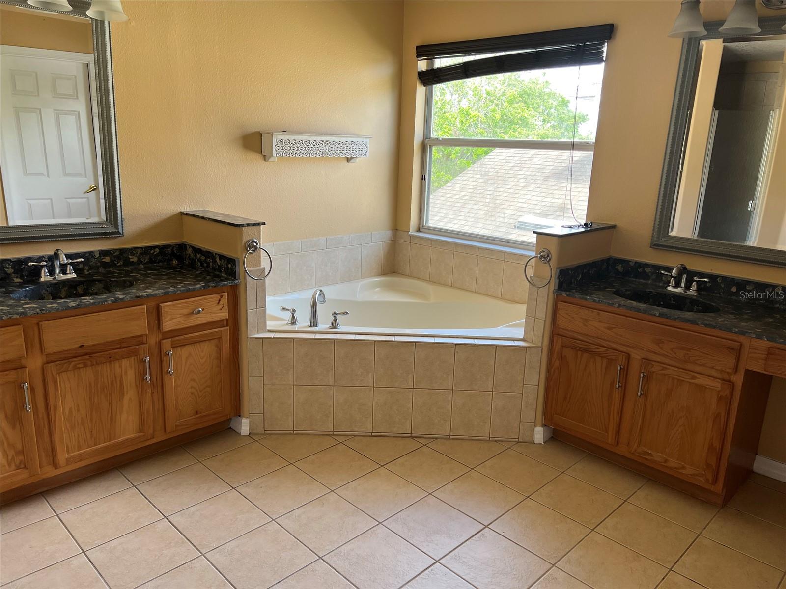 2837 SWEETSPIRE CIR, KISSIMMEE, FL, 34746