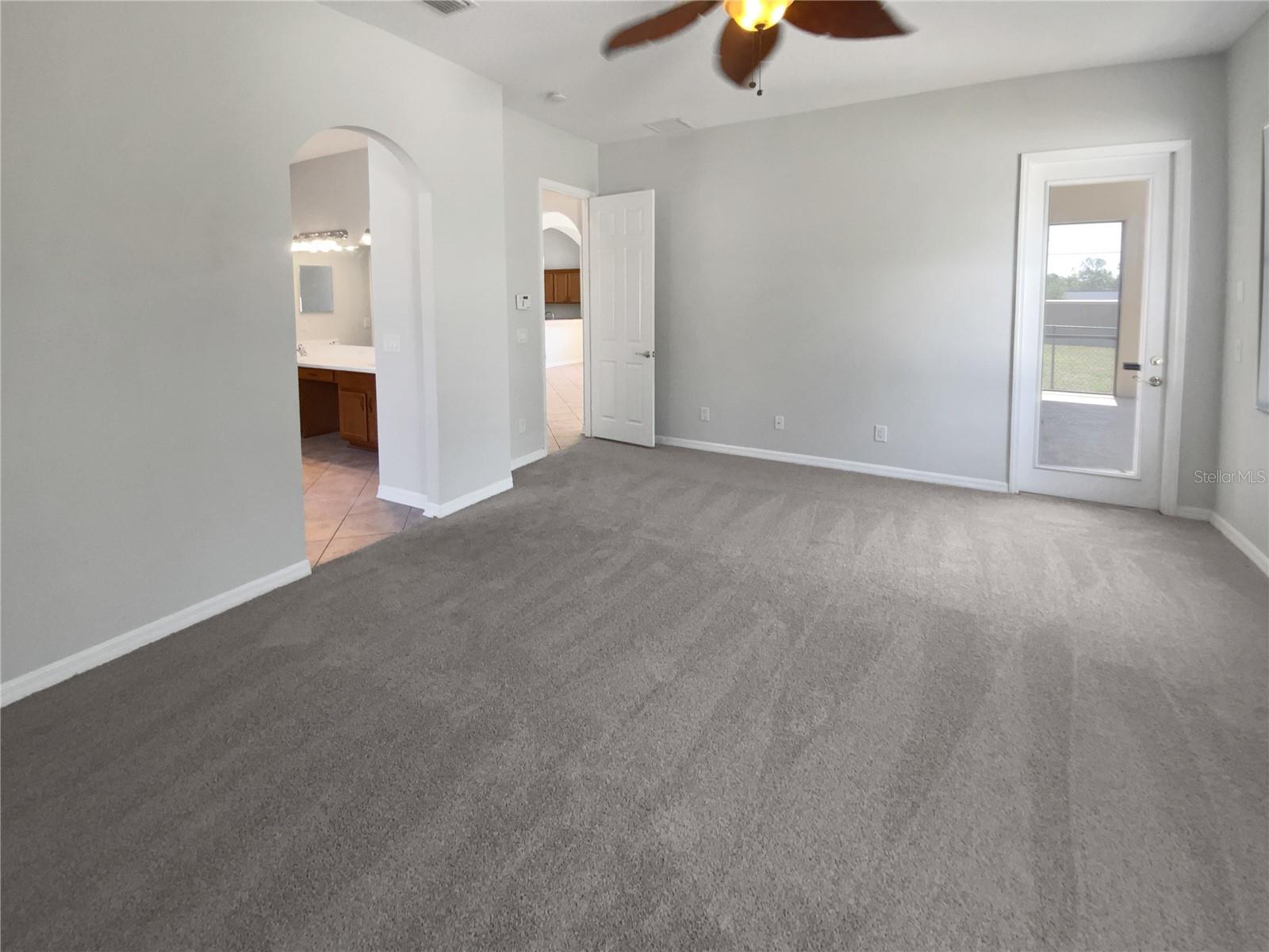 4249 HAWKSLEY PL, WESLEY CHAPEL, FL, 33545