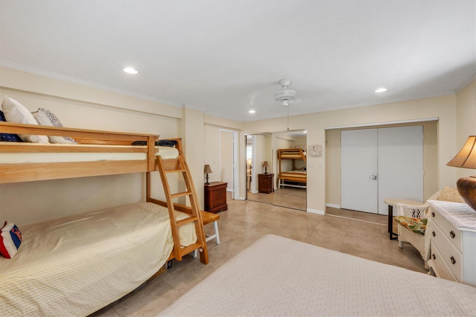 216 69TH ST, HOLMES BEACH, FL, 34217