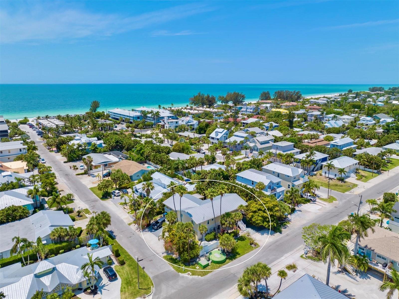 216 69TH ST, HOLMES BEACH, FL, 34217