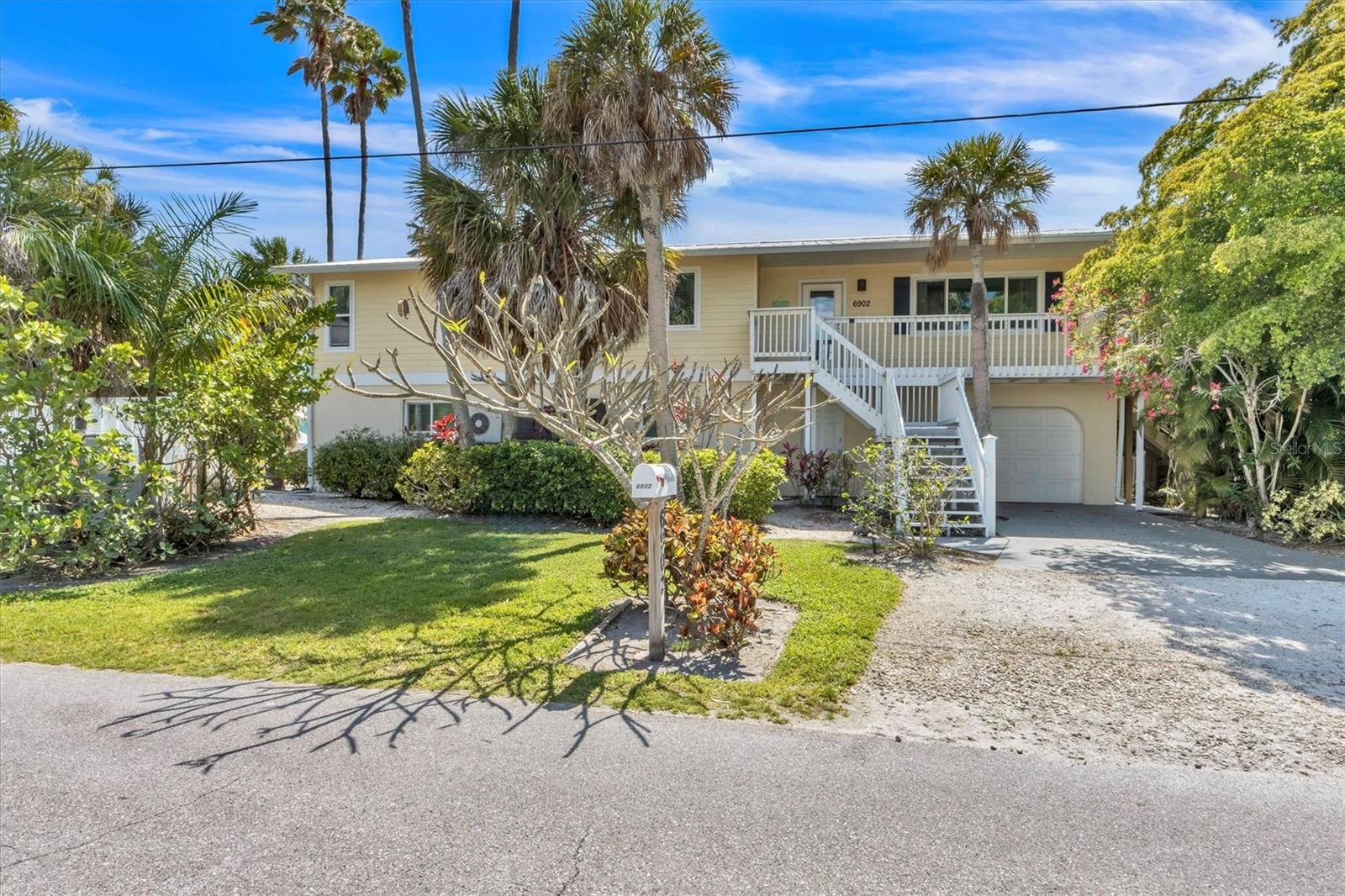 216 69TH ST, HOLMES BEACH, FL, 34217