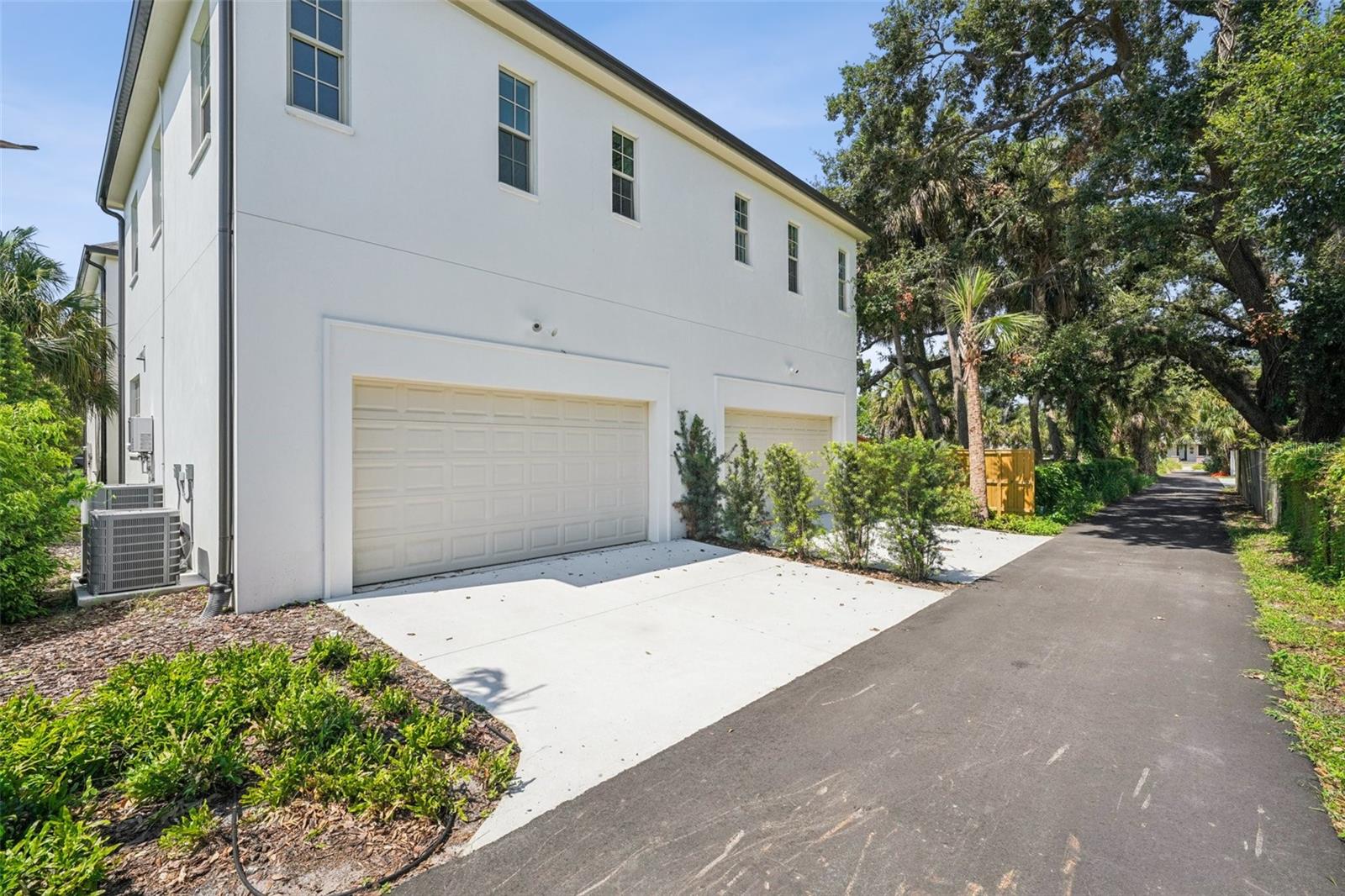 413 W PARK AVE #1, TAMPA, FL, 33602