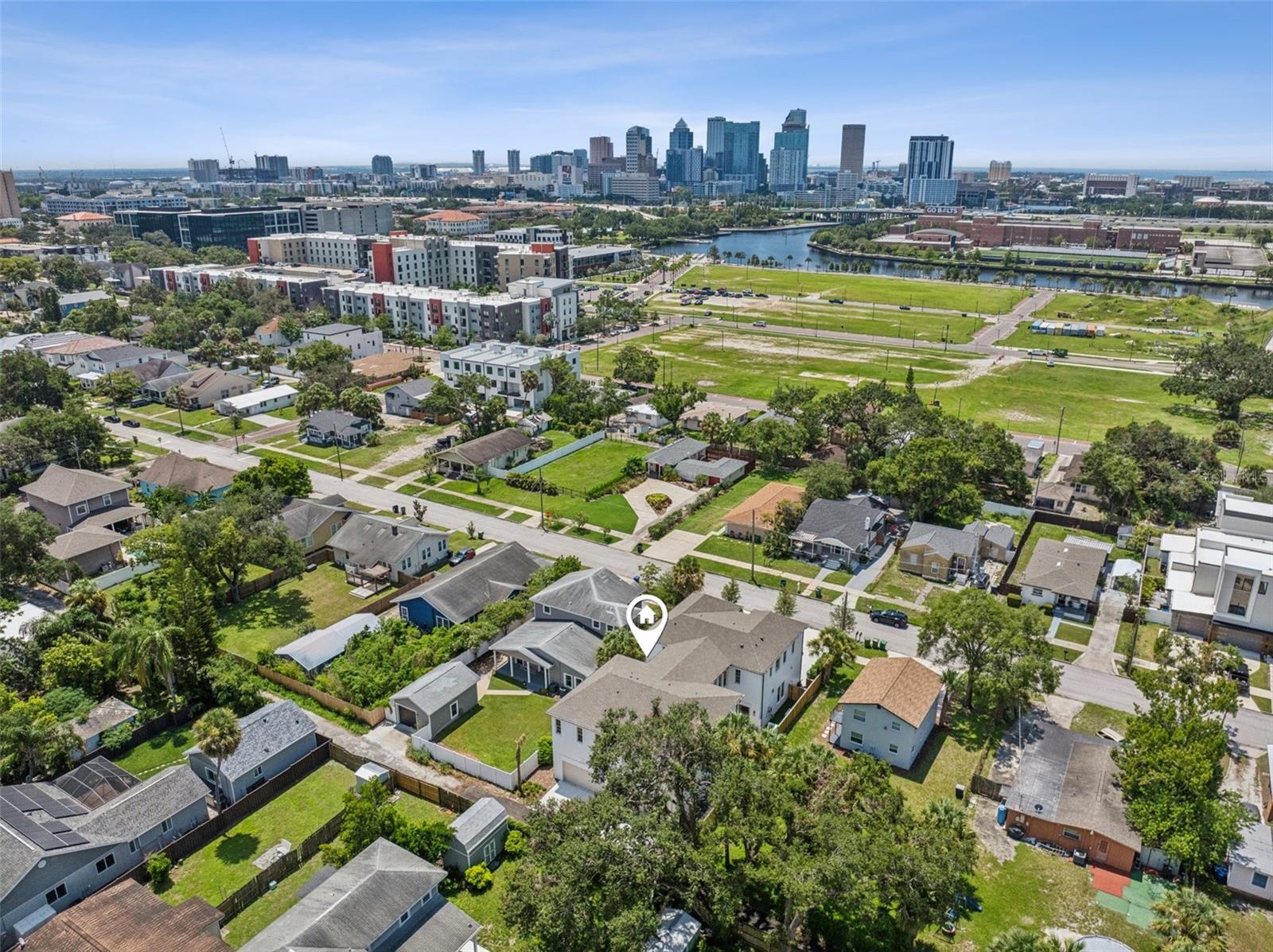 413 W PARK AVE #1, TAMPA, FL, 33602