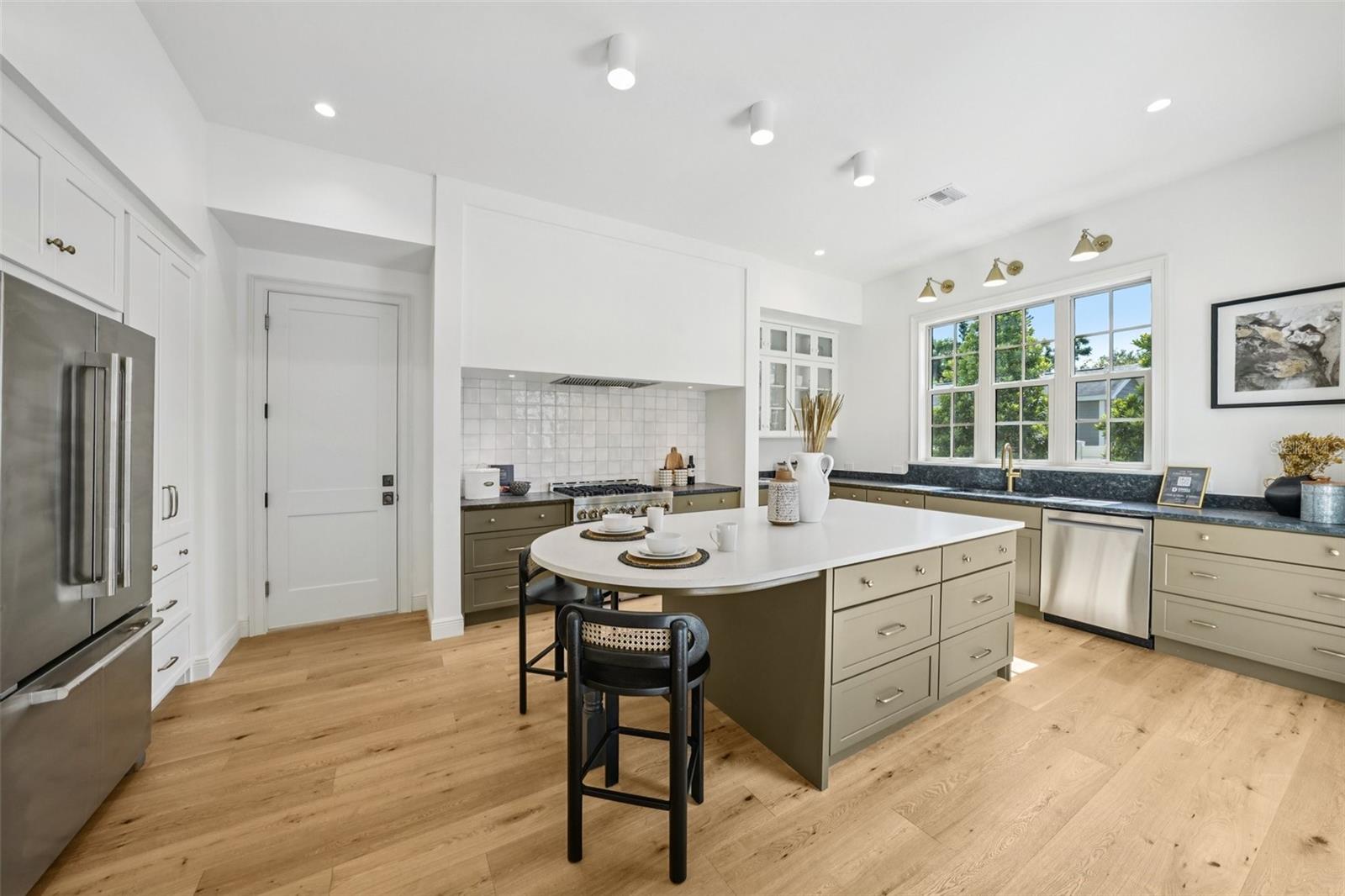 413 W PARK AVE #1, TAMPA, FL, 33602