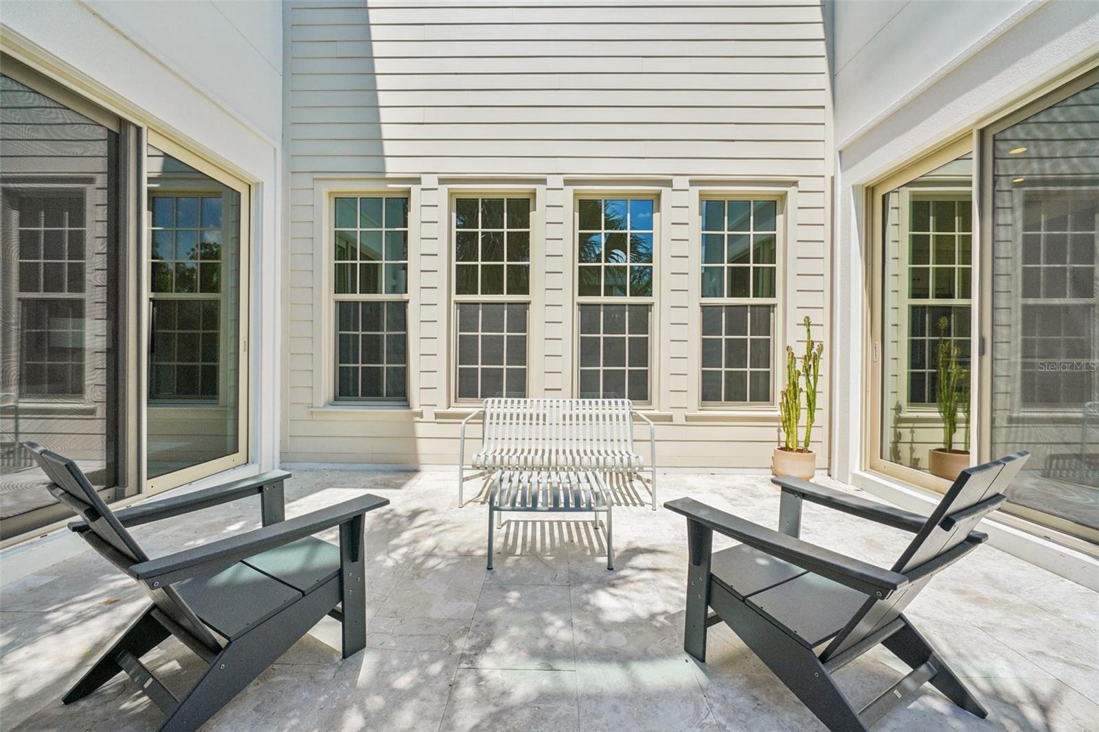 413 W PARK AVE #1, TAMPA, FL, 33602