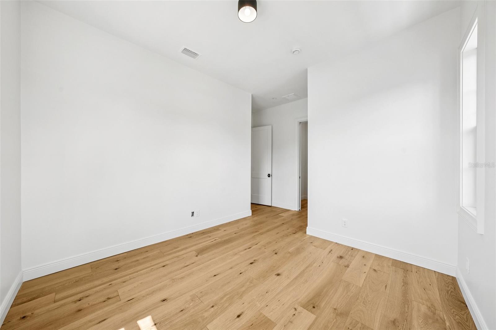 413 W PARK AVE #1, TAMPA, FL, 33602