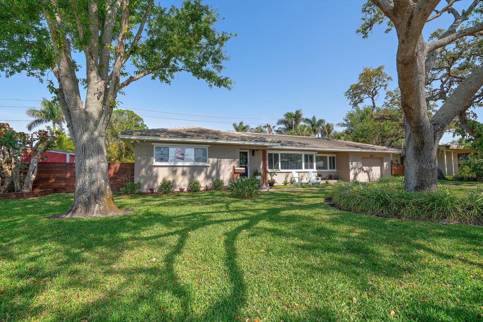 7909 GARDEN DR N, ST PETERSBURG, FL, 33710